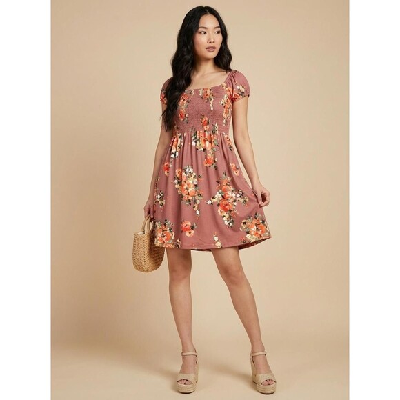 Ceny Dresses & Skirts - Boho NWT A-Line Dress Womens Medium Rose Floral Square Neck Smocked Butter Soft